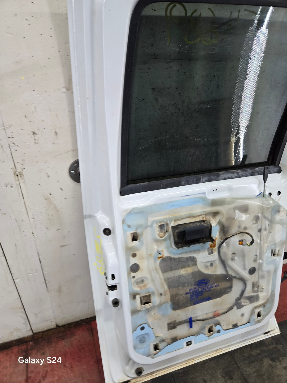 1999-2011 Ford Super Duty LH Driver Side Rear Door Crew Cab F250 F350 F450 F550