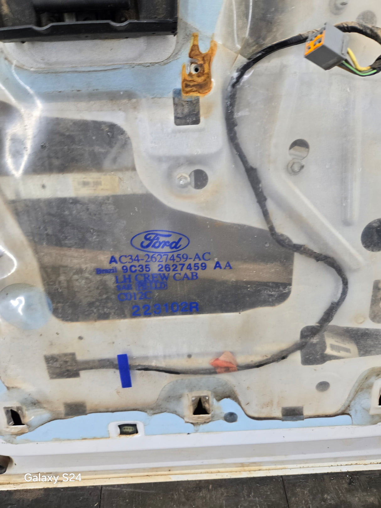 1999-2011 Ford Super Duty LH Driver Side Rear Door Crew Cab F250 F350 F450 F550