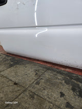 1999-2006 Chevrolet Silverado / GMC Sierra 1500 2500 3500 HD Front RH Passenger side Door