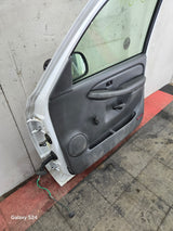 1999-2006 Chevrolet Silverado / GMC Sierra 1500 2500 3500 HD Front RH Passenger side Door