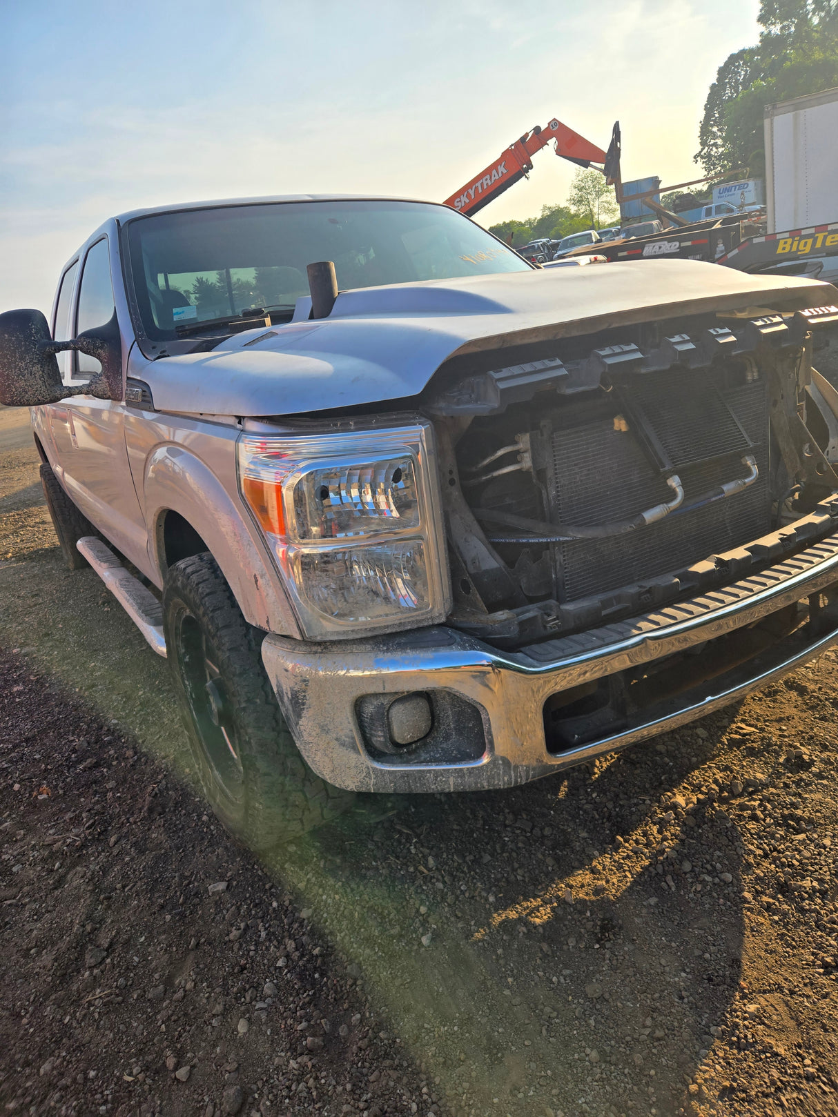 2005 Ford F-350 Super Duty 6.0L Power Stroke Crew Cab Short Bed 2wd - FULL PART OUT