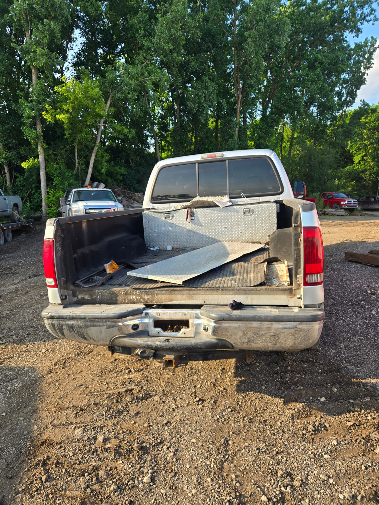 2005 Ford F-350 Super Duty 6.0L Power Stroke Crew Cab Short Bed 2wd - FULL PART OUT