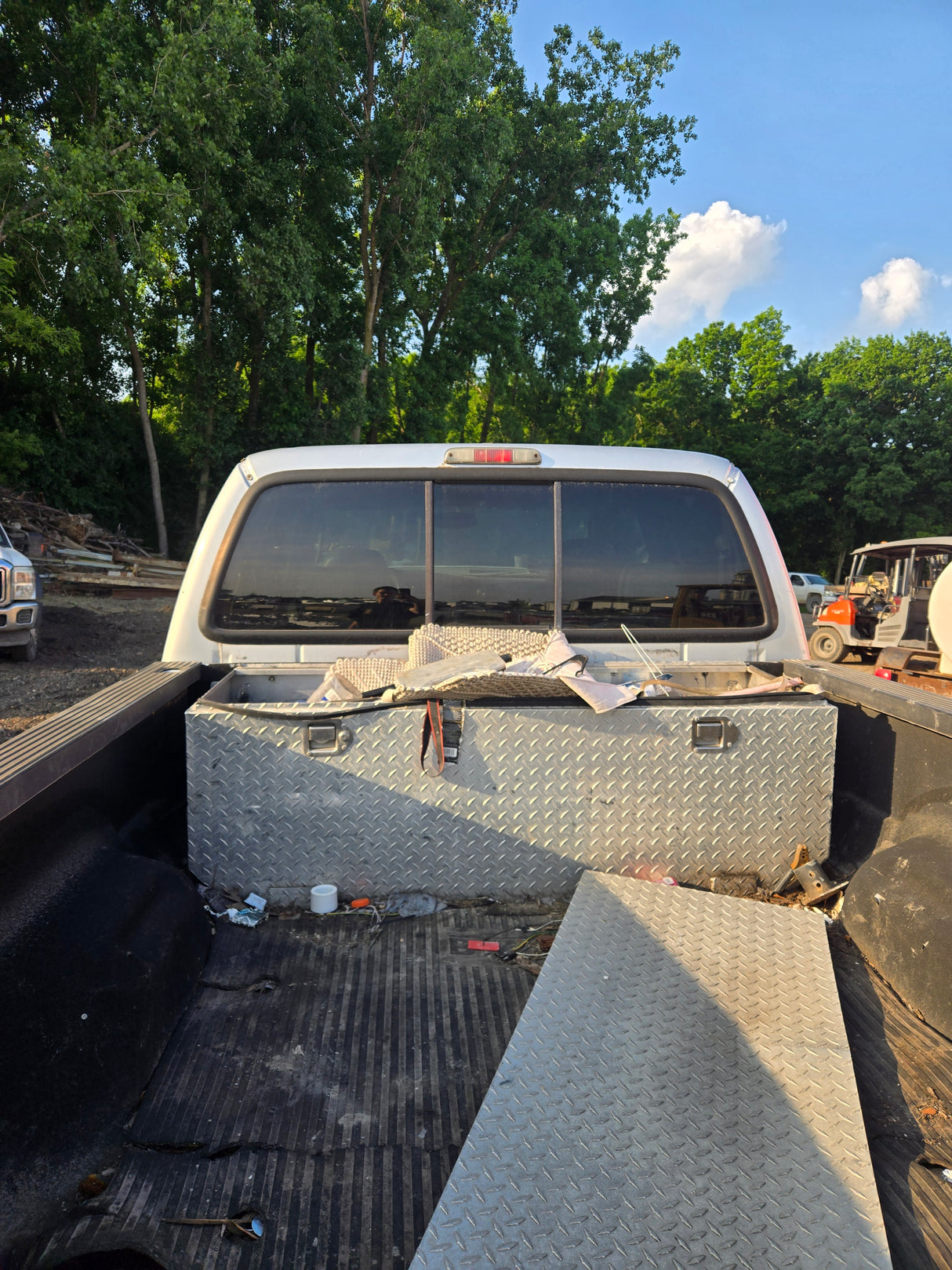 2005 Ford F-350 Super Duty 6.0L Power Stroke Crew Cab Short Bed 2wd - FULL PART OUT