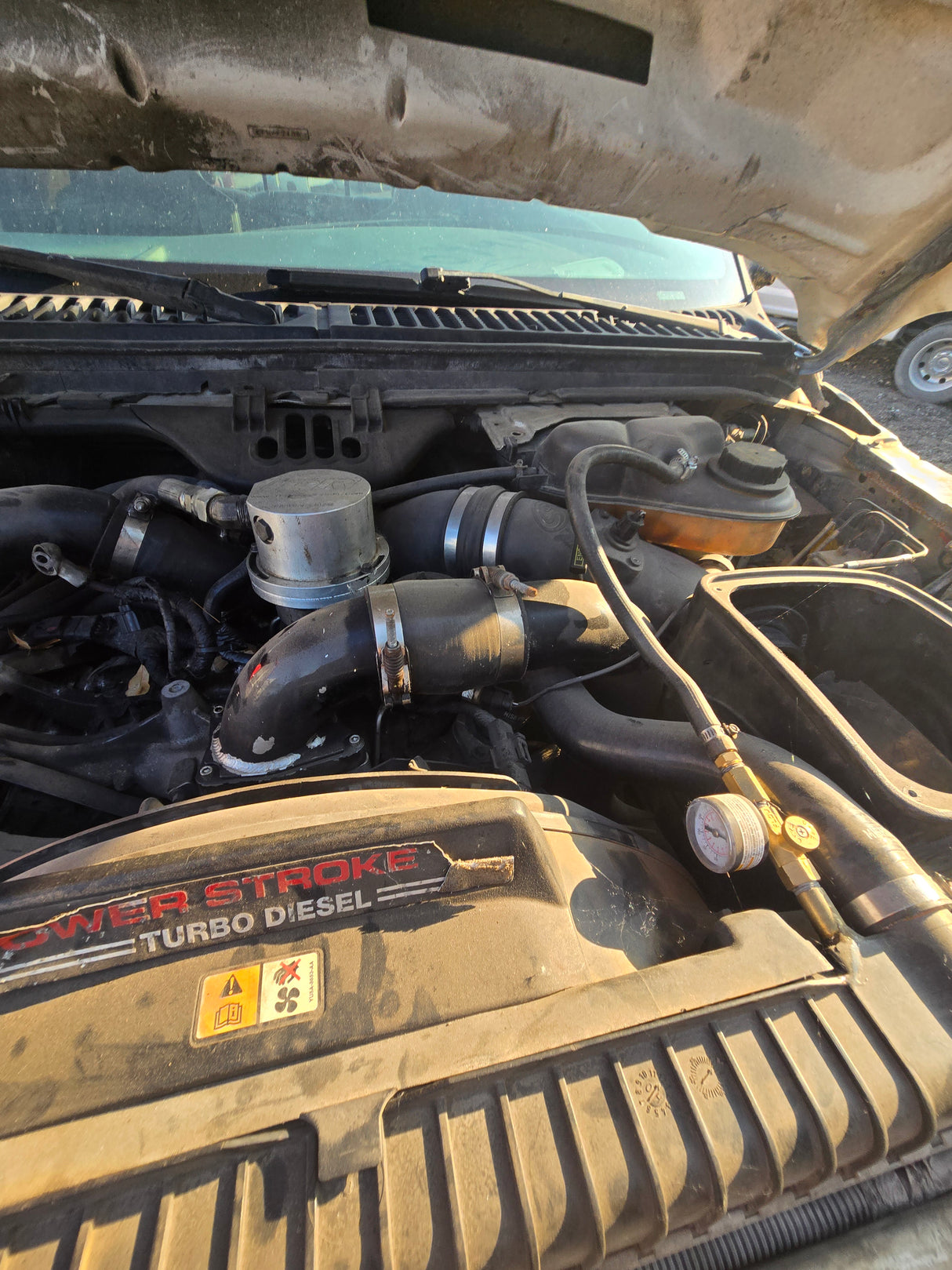2005 Ford F-350 Super Duty 6.0L Power Stroke Crew Cab Short Bed 2wd - FULL PART OUT