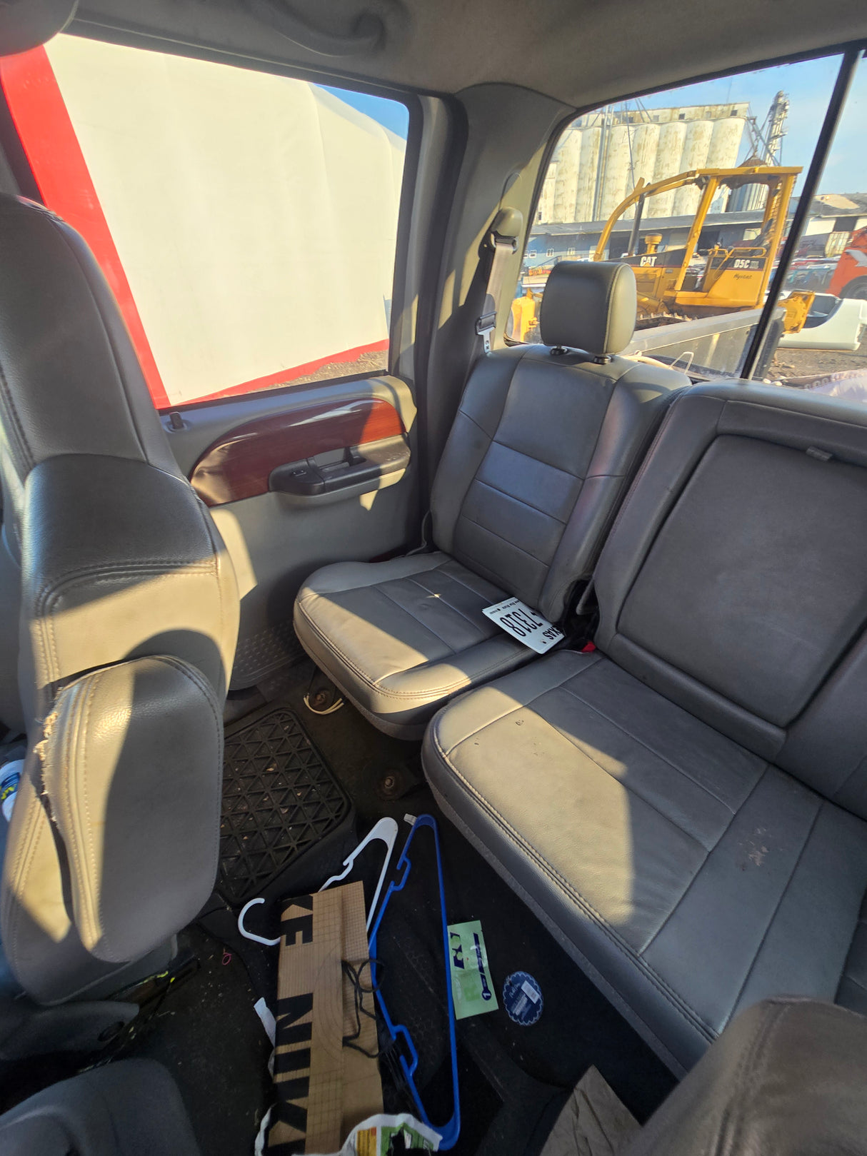 2005 Ford F-350 Super Duty 6.0L Power Stroke Crew Cab Short Bed 2wd - FULL PART OUT