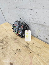 2006-2007 Chevrolet Silverado / GMC Sierra 1500 2500 3500 Engine Bay Fuse Box - 15139209