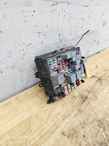 2006-2007 Chevrolet Silverado / GMC Sierra 1500 2500 3500 Engine Bay Fuse Box - 15139209
