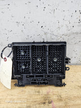 2006-2007 Chevrolet Silverado / GMC Sierra 1500 2500 3500 Engine Bay Fuse Box - 15139209