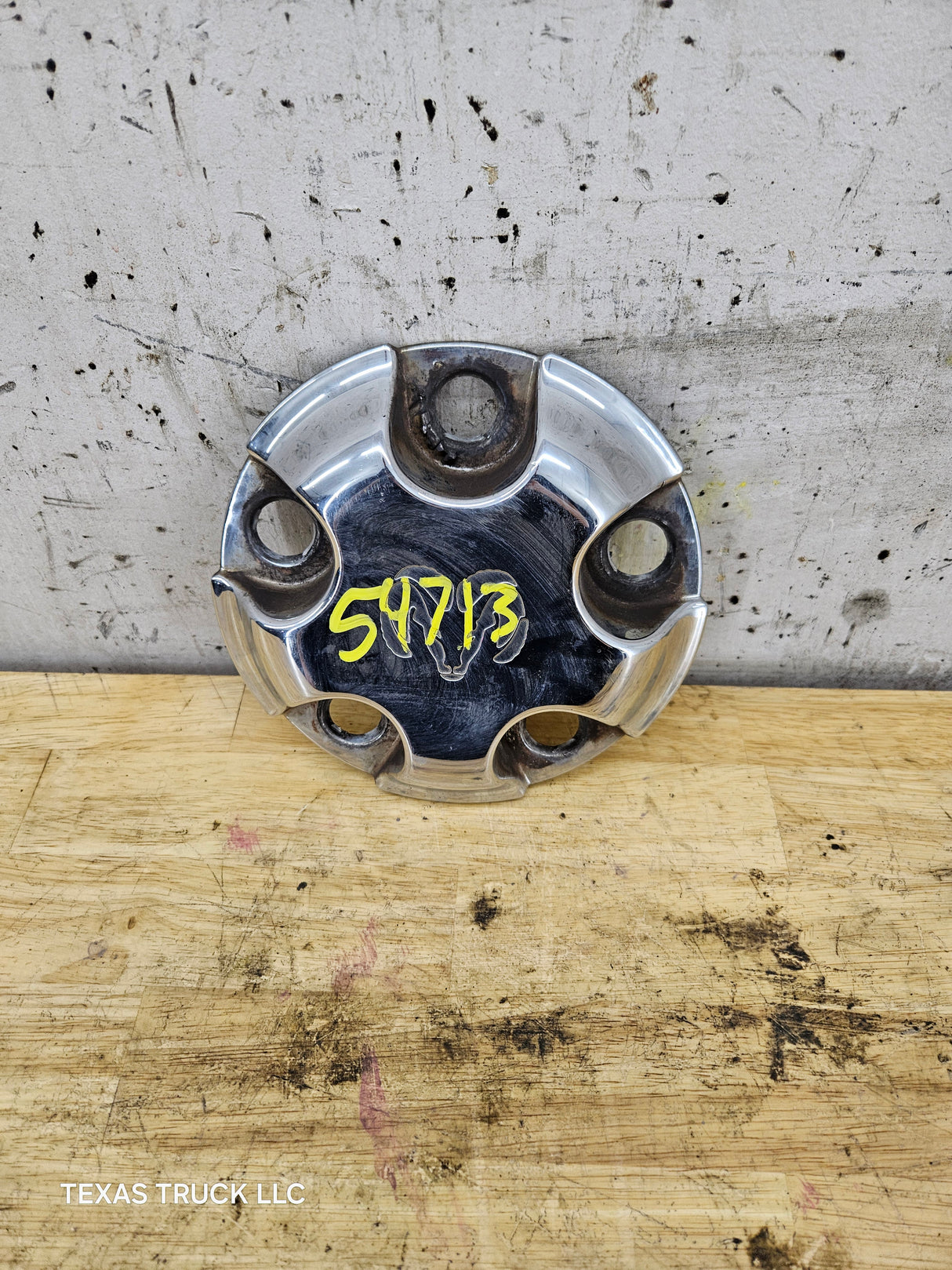 2002-2008 Dodge Ram 1500 OEM Center Wheel Cap Hub Cap 3rd Gen