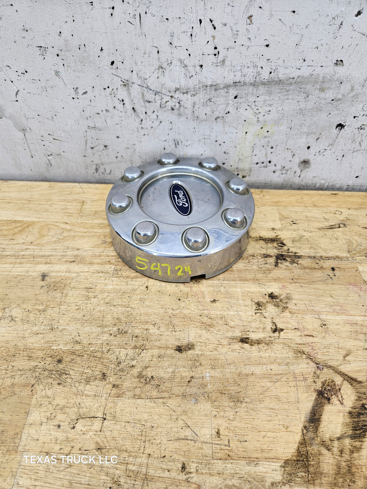 2008-2016 Ford Super Duty F250 F350 Hub Cap Center Cap SINGLE REAR WHEEL 8 LUG 5C34-1A096-C