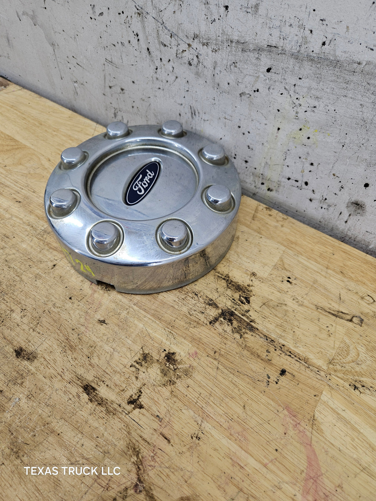2008-2016 Ford Super Duty F250 F350 Hub Cap Center Cap SINGLE REAR WHEEL 8 LUG 5C34-1A096-C