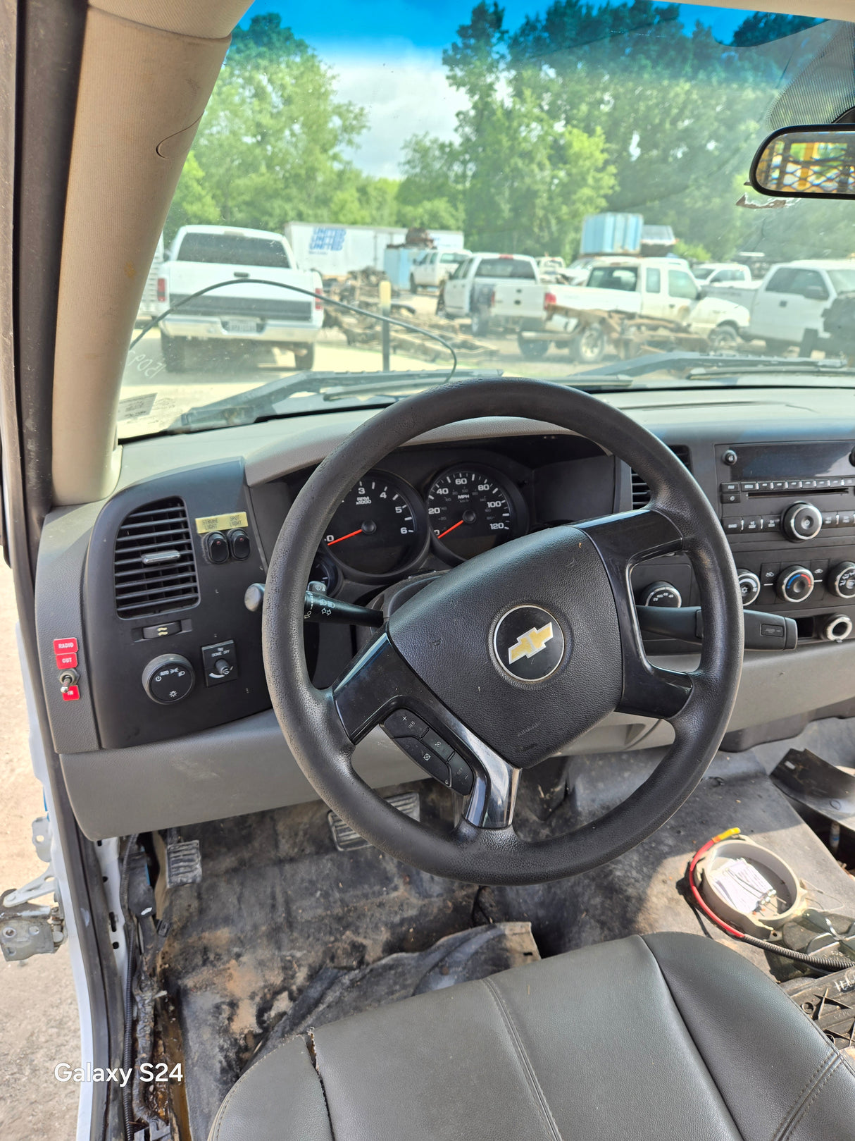 2007-2013 Chevrolet Silverado / GMC Sierra 1500 2500 3500 HD Extended Cab