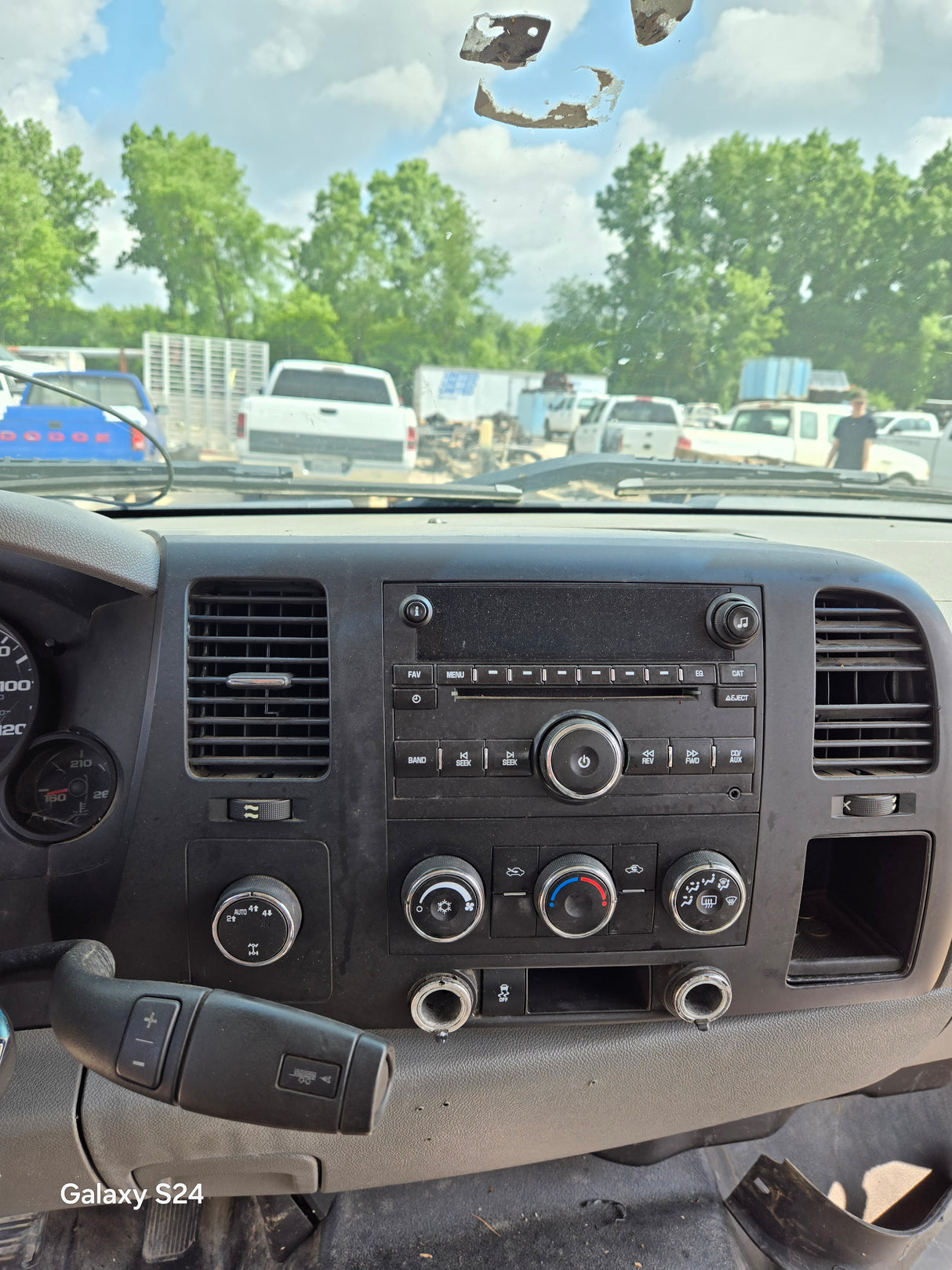 2007-2013 Chevrolet Silverado / GMC Sierra 1500 2500 3500 HD Extended Cab