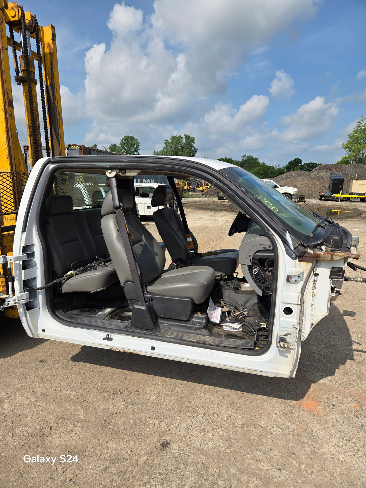 2007-2013 Chevrolet Silverado / GMC Sierra 1500 2500 3500 HD Extended Cab