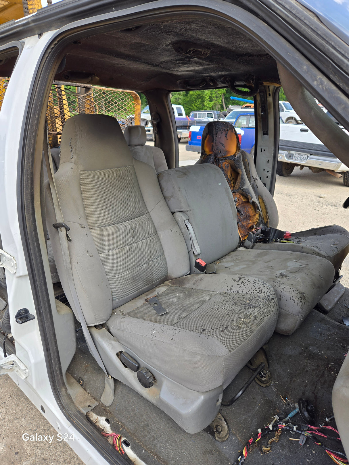 1999-2007 Ford Super Duty F250 F350 F450 F550 4 Door Crew Cab V10 5.4L 6.0L