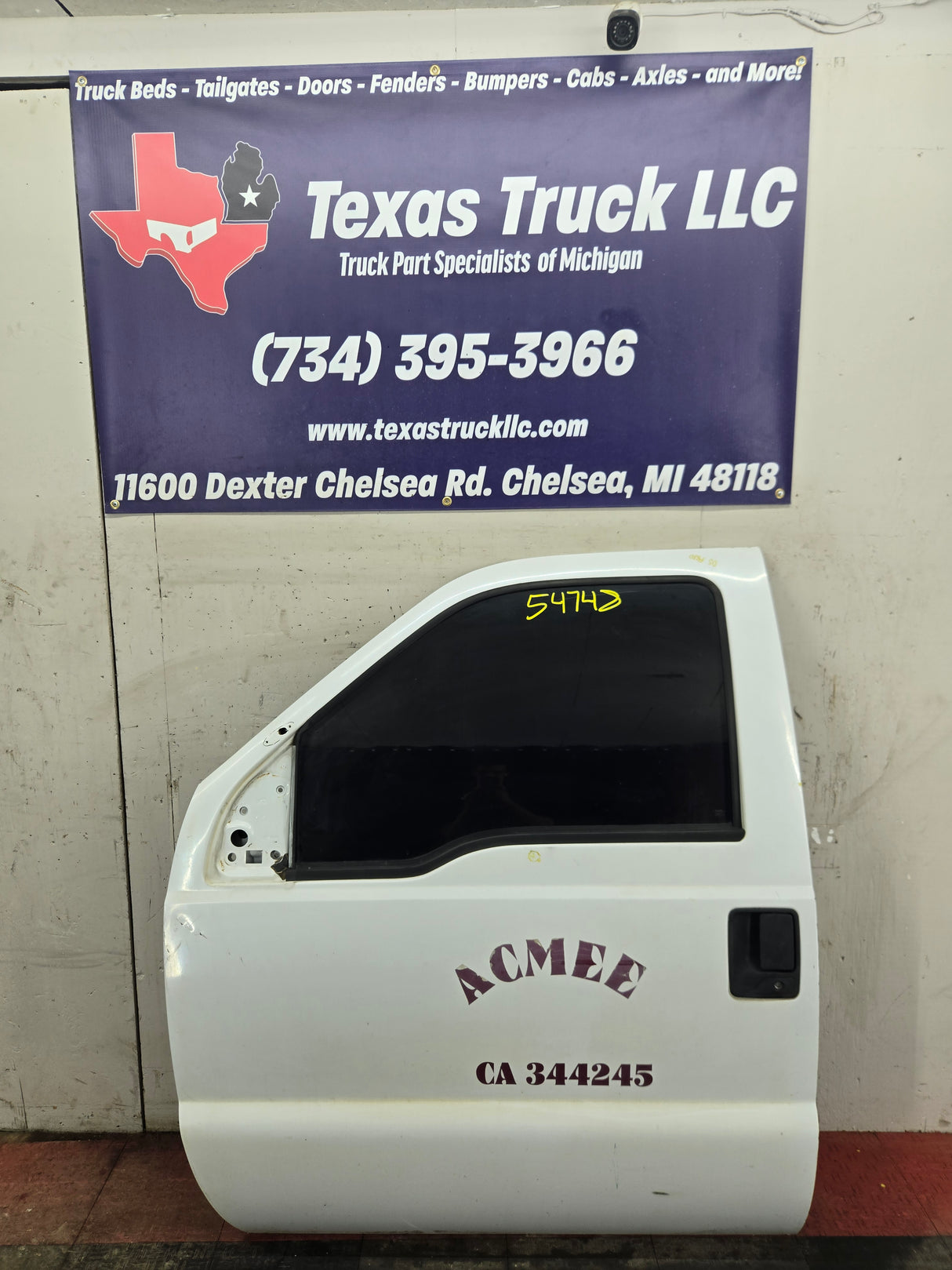 1999-2011 Ford Super Duty Front Driver Side Door F250 F350 F450 F550
