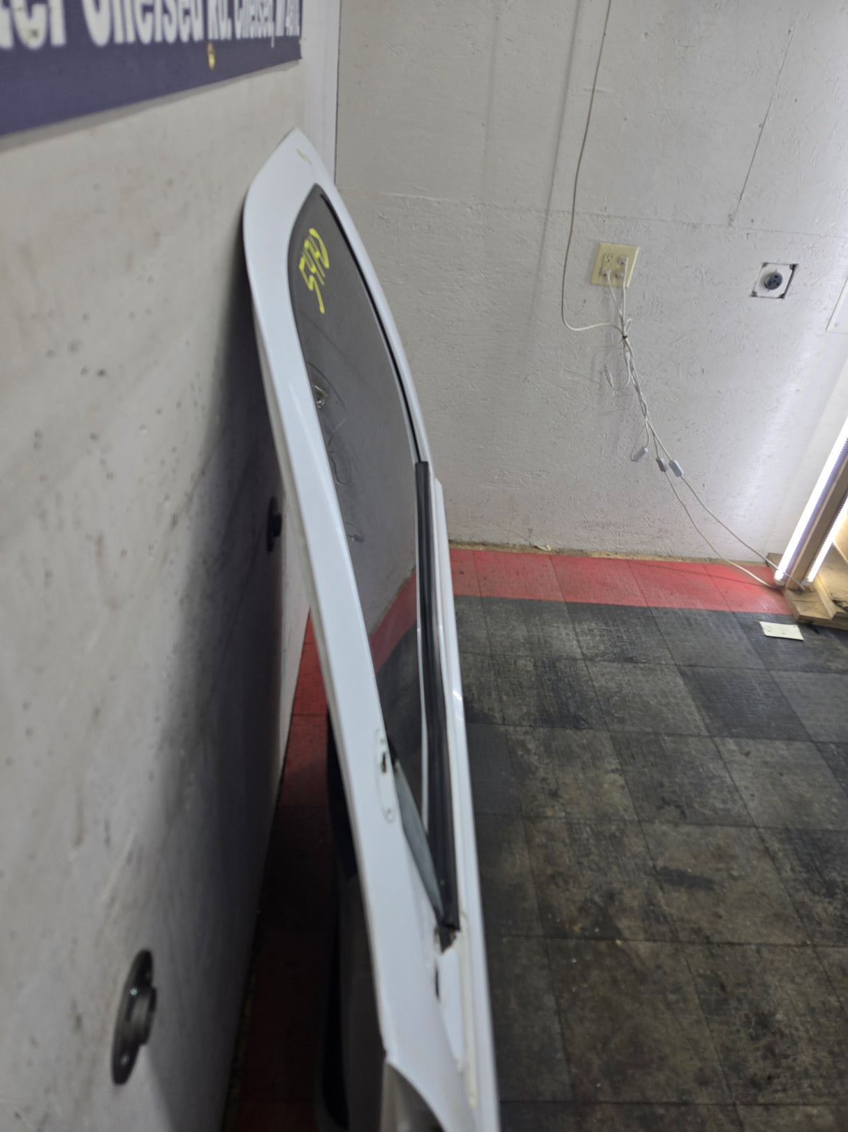 1999-2011 Ford Super Duty Front Driver Side Door F250 F350 F450 F550