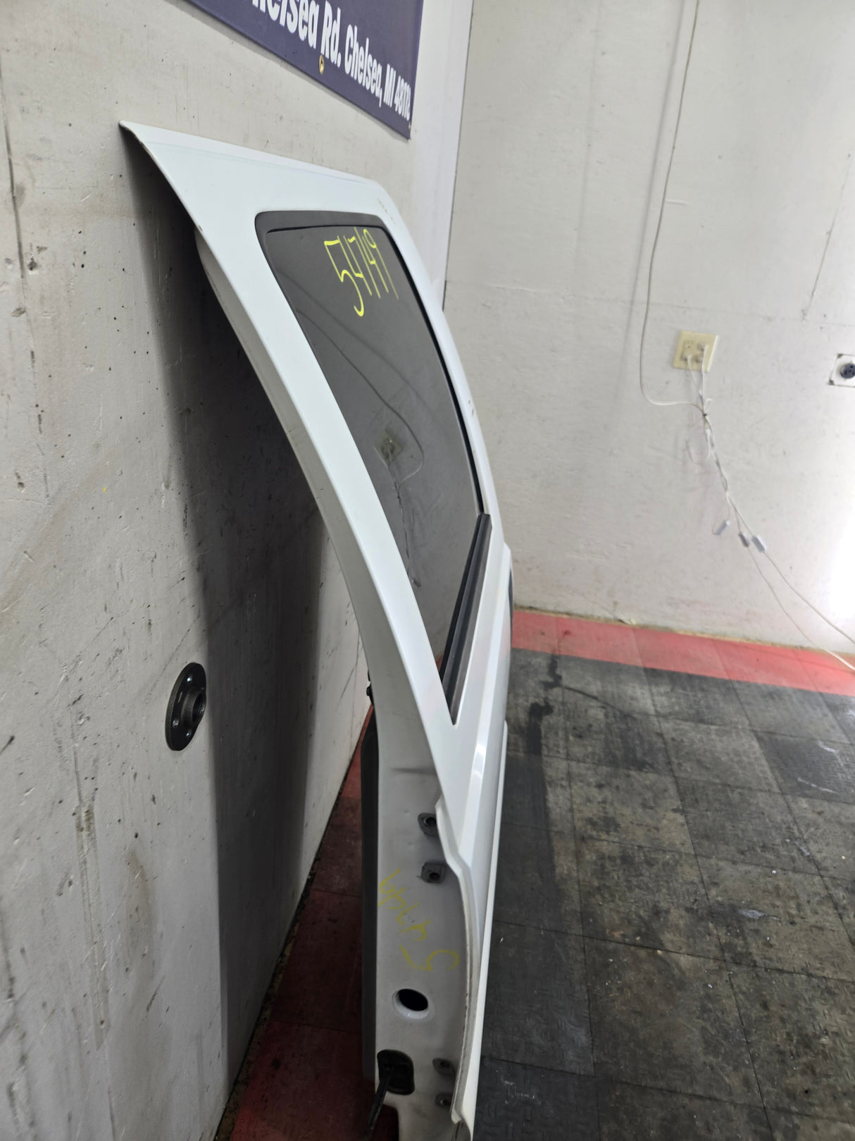 1999-2011 Ford Super Duty Rear Crew Cab LH Driver Side Door F250 F350 F450 F550 Oxford White