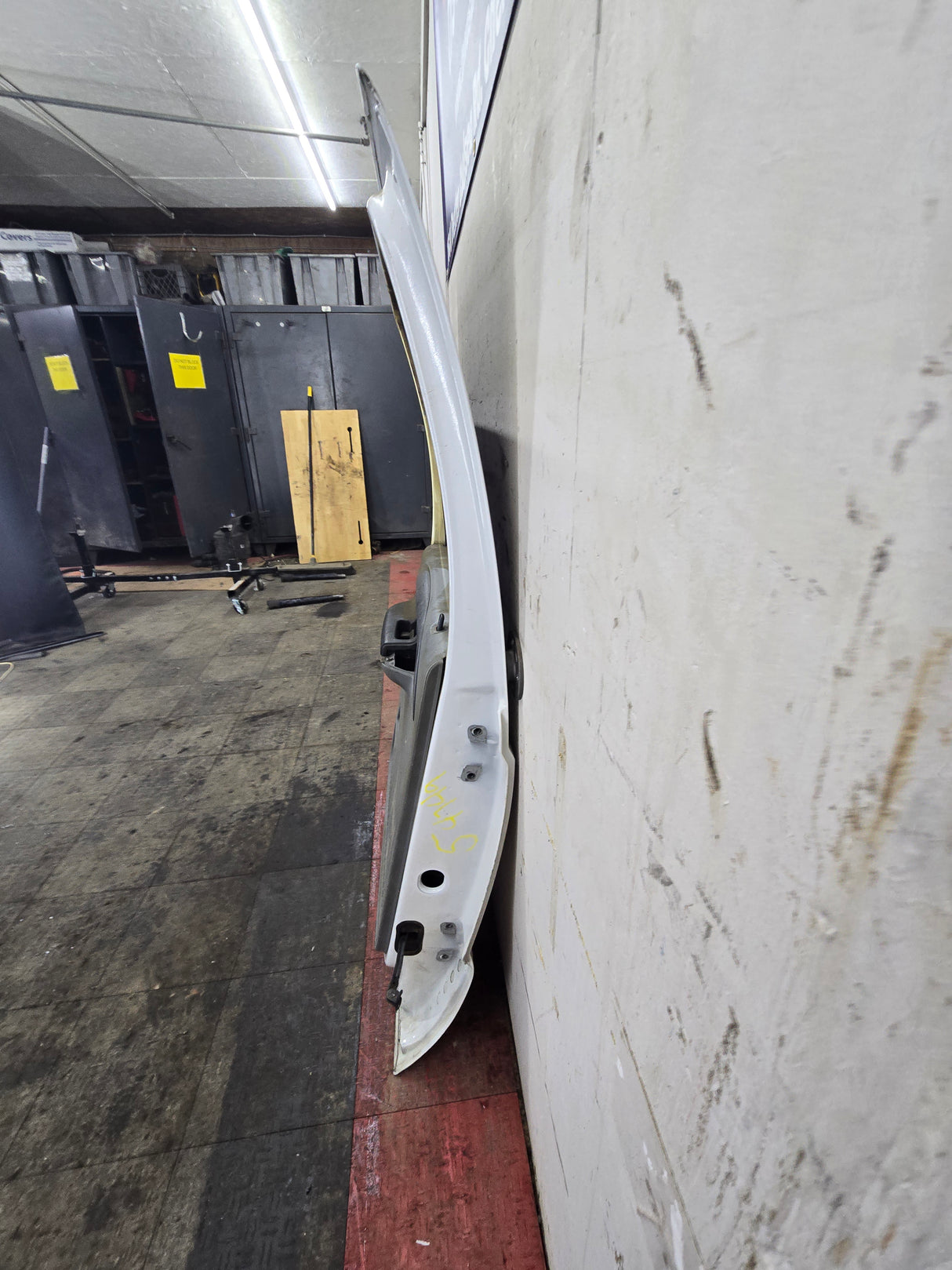 1999-2011 Ford Super Duty Rear Crew Cab LH Driver Side Door F250 F350 F450 F550 Oxford White