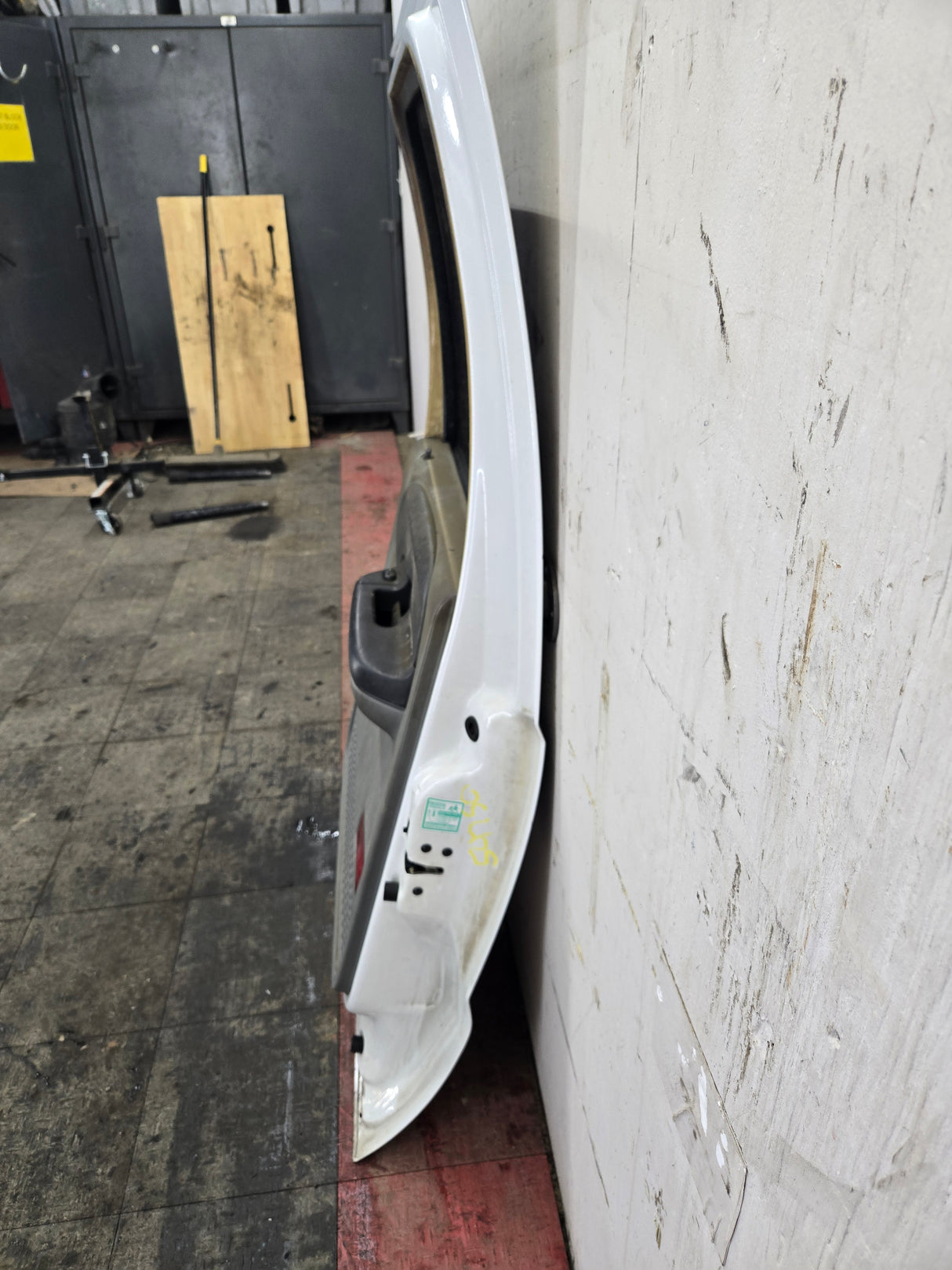1999-2011 Ford Super Duty Rear Crew Cab RH Passenger Side Door F250 F350 F450 F550 Oxford White