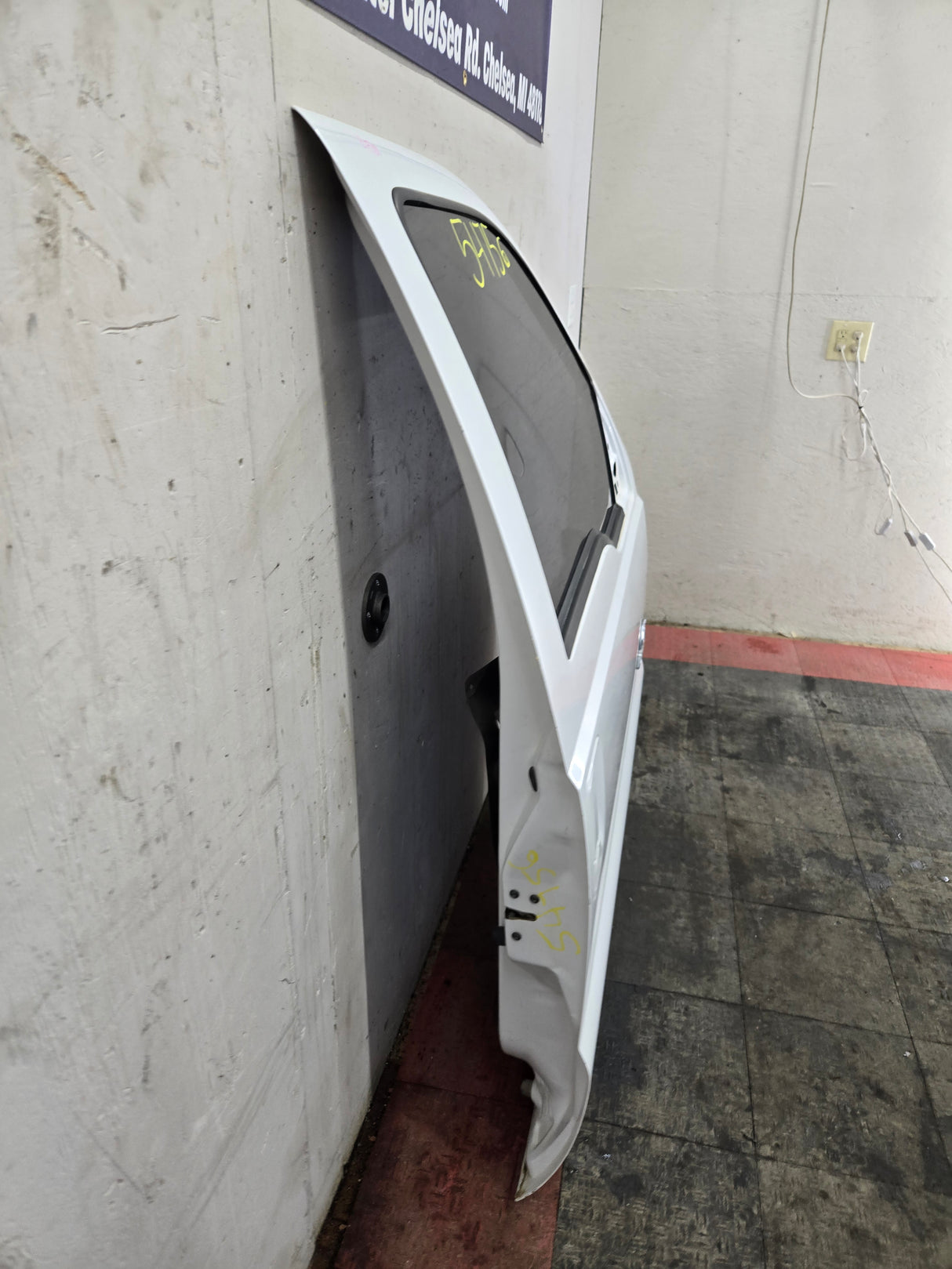 2012-2016 Ford Super Duty Passenger Side Front Door RH F250 F350 F450 F550