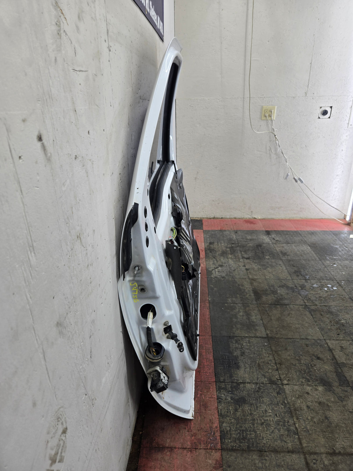 2012-2016 Ford Super Duty Passenger Side Front Door RH F250 F350 F450 F550