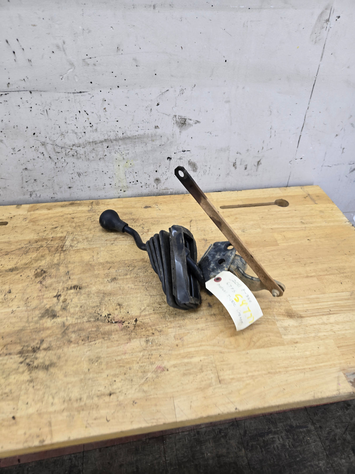 2008-2016 Ford Super Duty Transfer Case Shift Lever Assembly 7C34-7E067-AD F250 F350 F450 F550