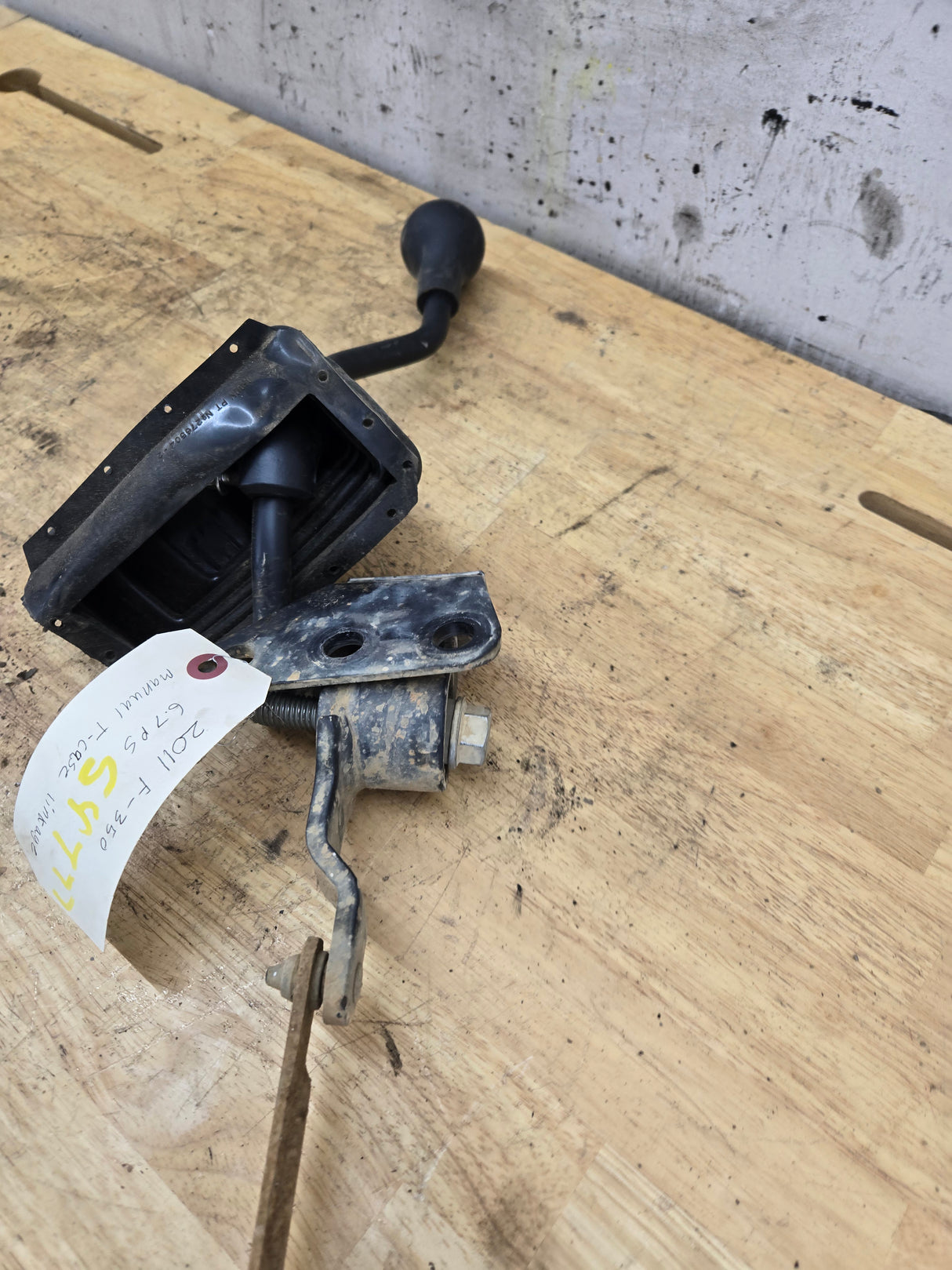 2008-2016 Ford Super Duty Transfer Case Shift Lever Assembly 7C34-7E067-AD F250 F350 F450 F550