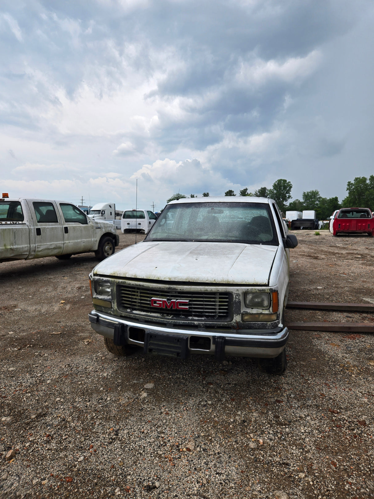 2000 GMC Sierra 3500 Crew Cab Long Bed old body style - FULL PART OUT