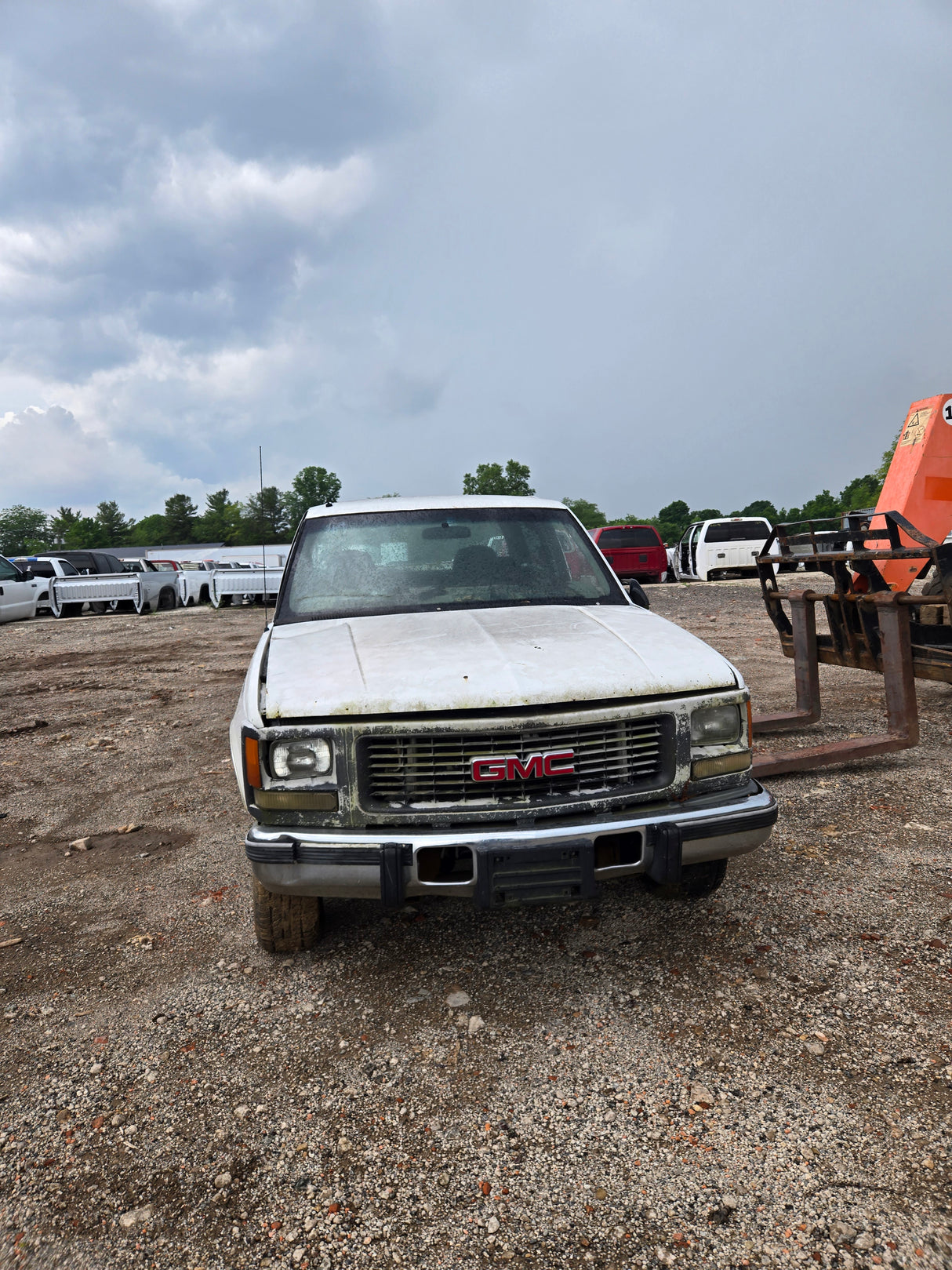 2000 GMC Sierra 3500 Crew Cab Long Bed old body style - FULL PART OUT