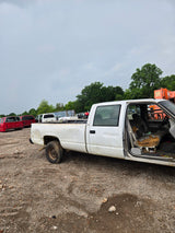 2000 GMC Sierra 3500 Crew Cab Long Bed old body style - FULL PART OUT