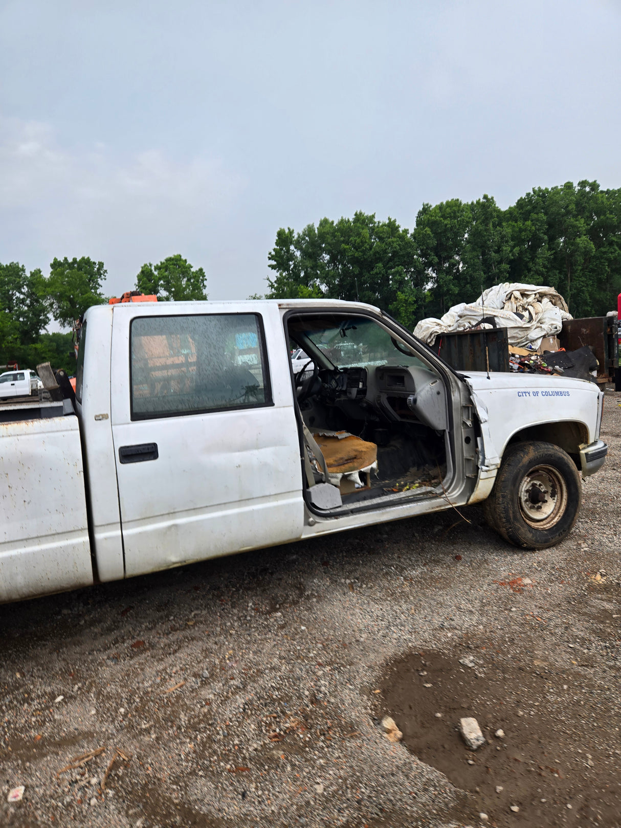 2000 GMC Sierra 3500 Crew Cab Long Bed old body style - FULL PART OUT