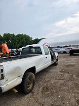 2000 GMC Sierra 3500 Crew Cab Long Bed old body style - FULL PART OUT