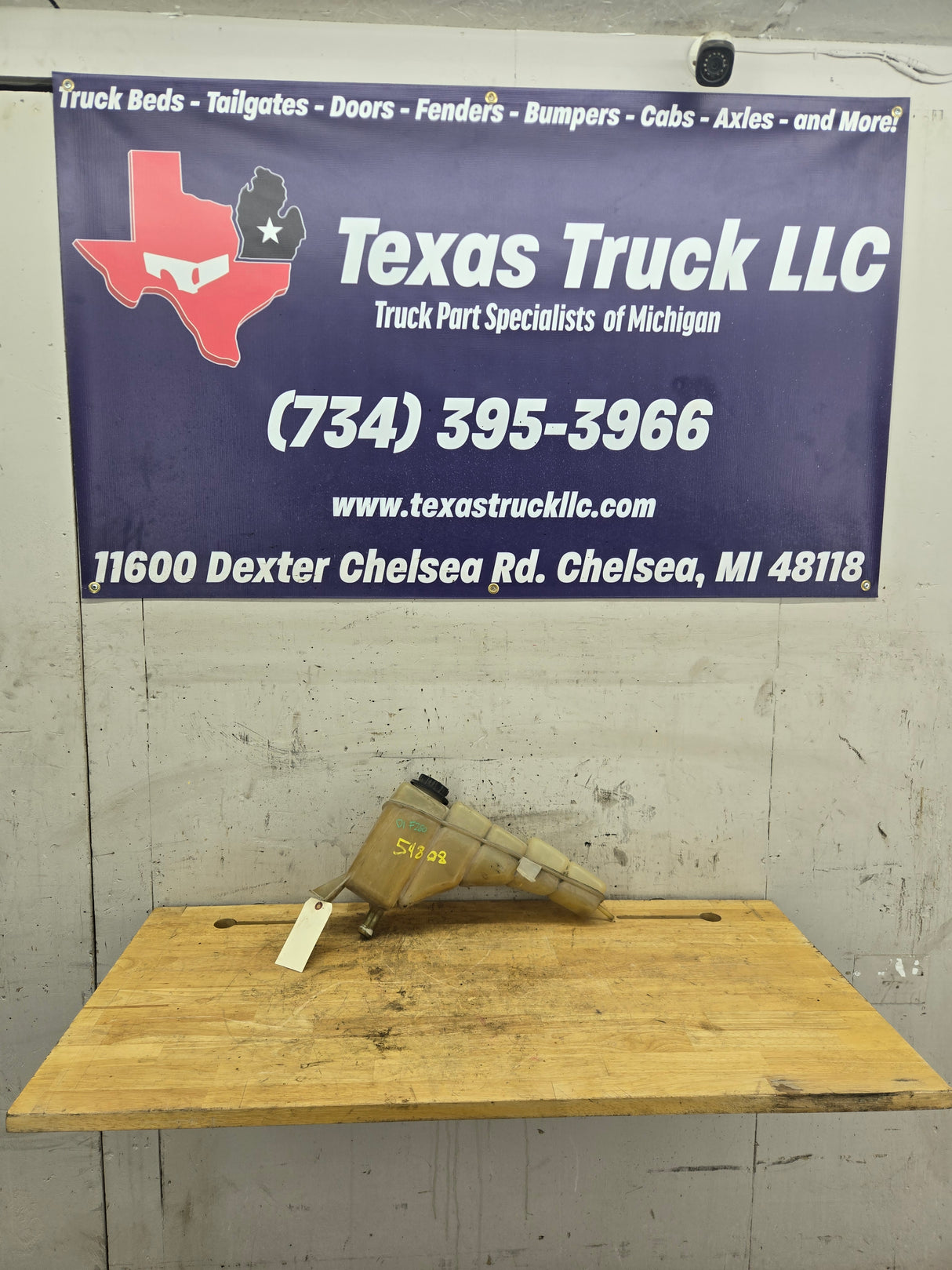 1999-2004 Ford Super Duty Coolant Reservoir & Cap 5.4L 6.8L V8 V10 Triton 7.3L Power Stroke F250 F350 F450 F550