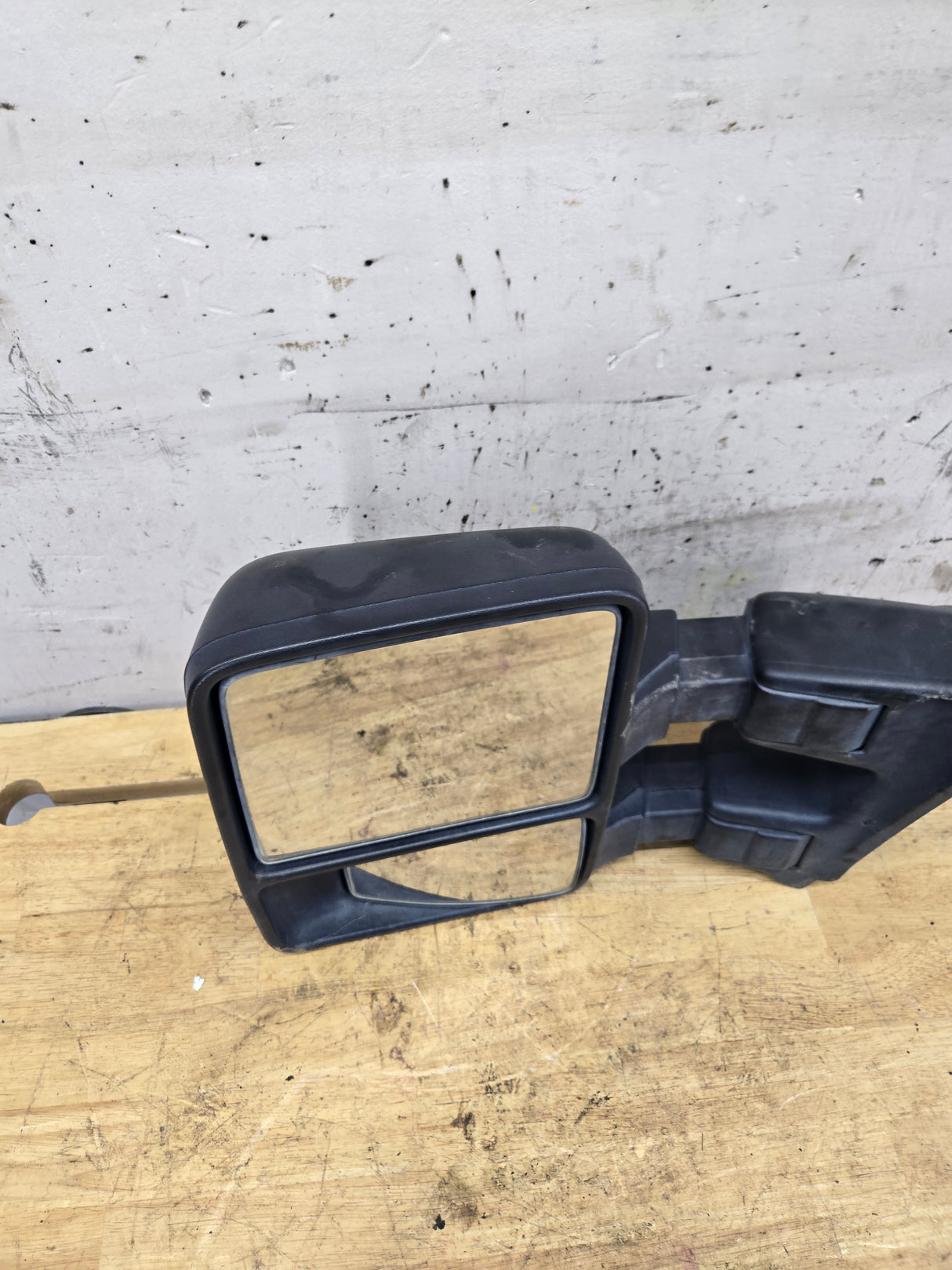 2008-2016 Ford Super Duty F250 F350 F450 F550 LH Driver Side Manual Towing Mirror OEM