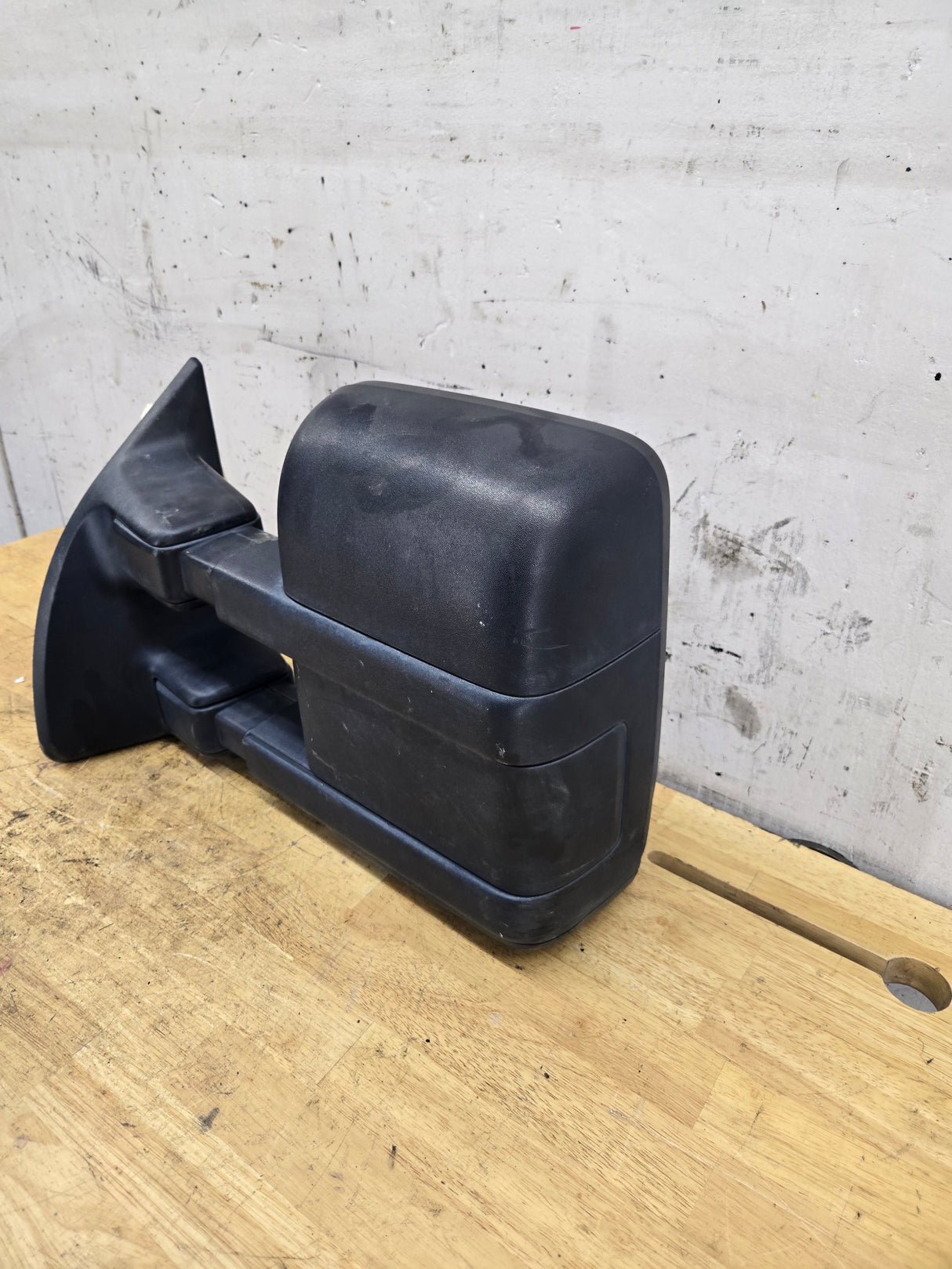 2008-2016 Ford Super Duty F250 F350 F450 F550 LH Driver Side Manual Towing Mirror OEM