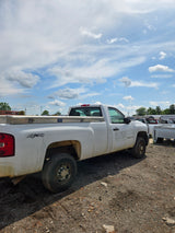 2008 Chevrolet Silverado 2500HD Regular Cab 8' Long Bed 4wd - FULL PART OUT