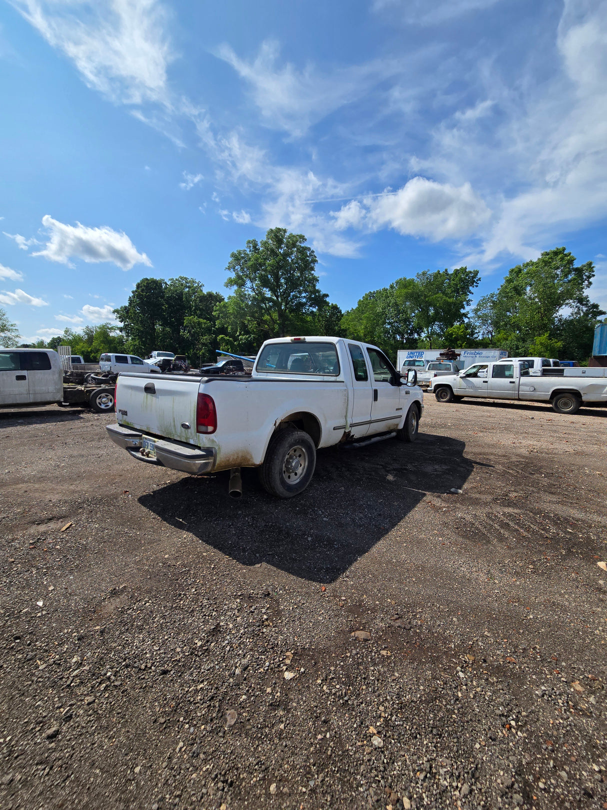 1999 Ford F-350 Super Duty 7.3L Power Stroke ZF6 Manual Transmission Extended Cab Short Bed 2wd - FULL PART OUT