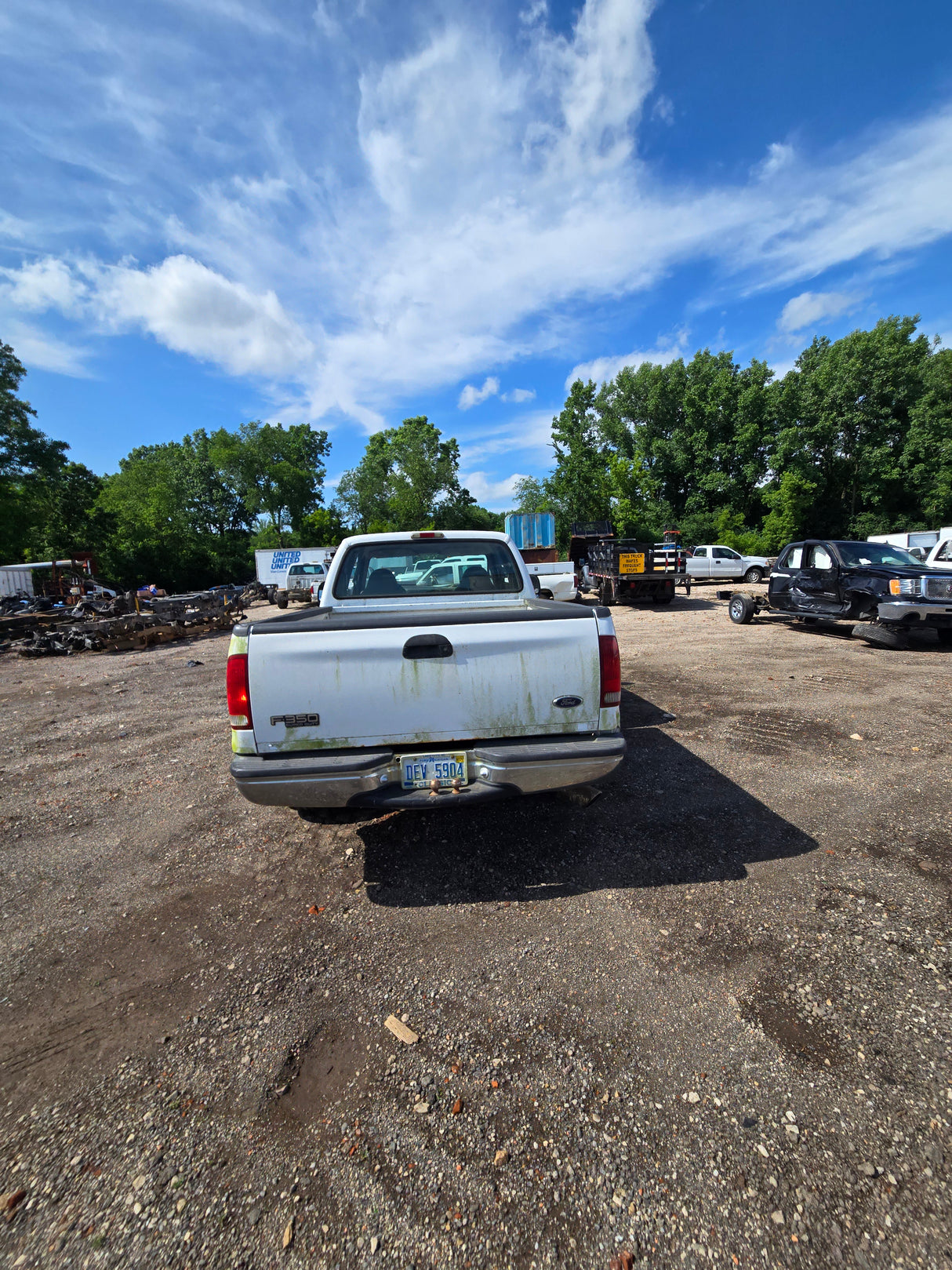 1999 Ford F-350 Super Duty 7.3L Power Stroke ZF6 Manual Transmission Extended Cab Short Bed 2wd - FULL PART OUT