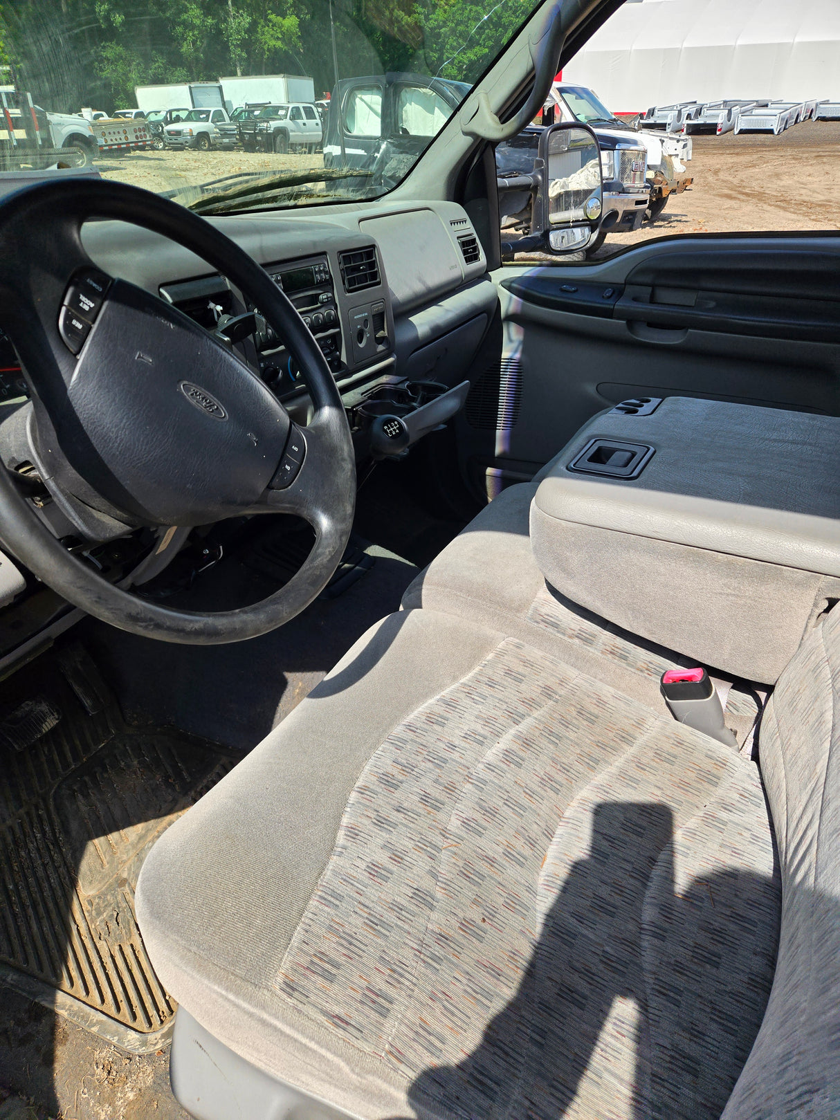 1999 Ford F-350 Super Duty 7.3L Power Stroke ZF6 Manual Transmission Extended Cab Short Bed 2wd - FULL PART OUT