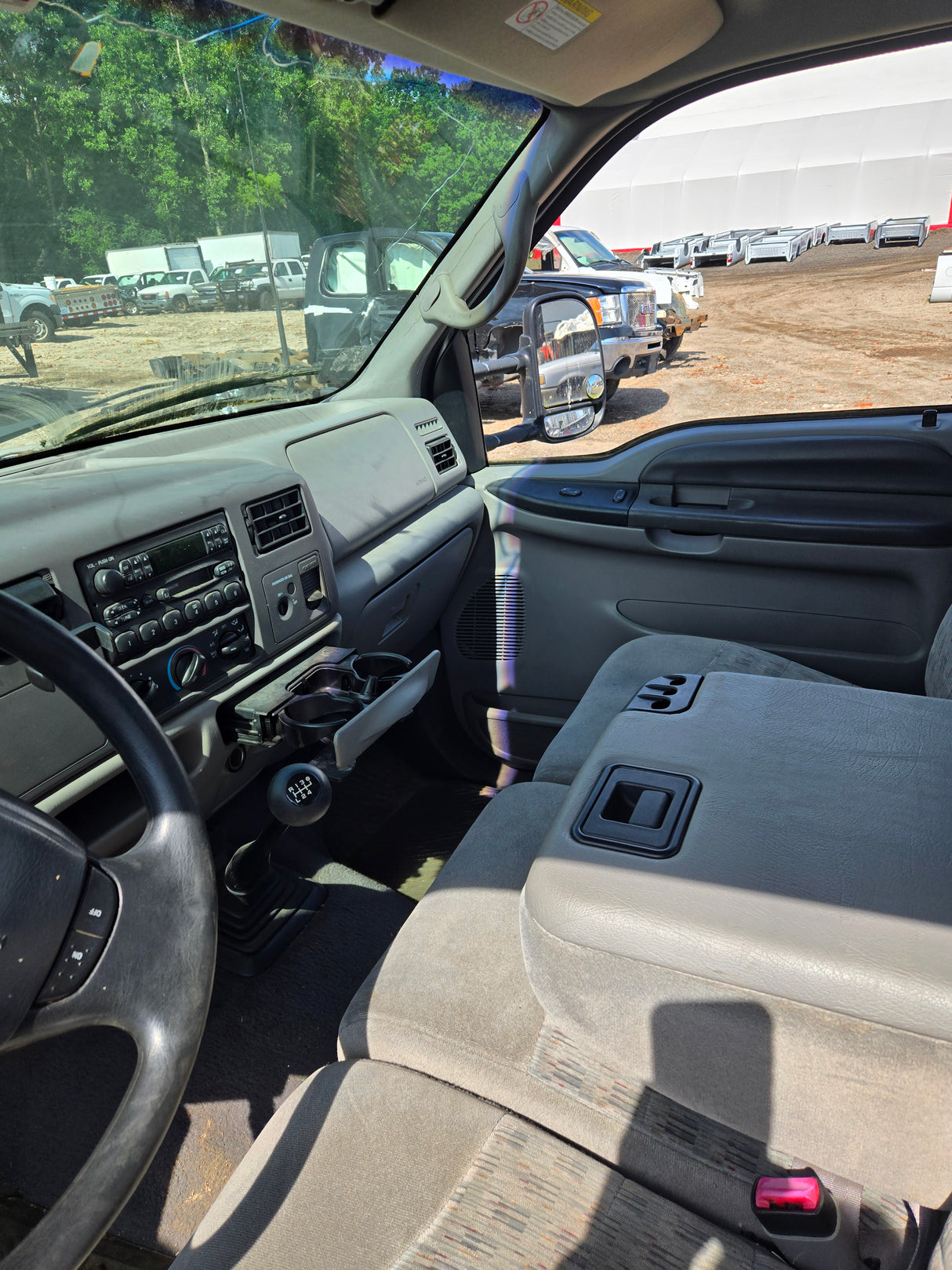 1999 Ford F-350 Super Duty 7.3L Power Stroke ZF6 Manual Transmission Extended Cab Short Bed 2wd - FULL PART OUT