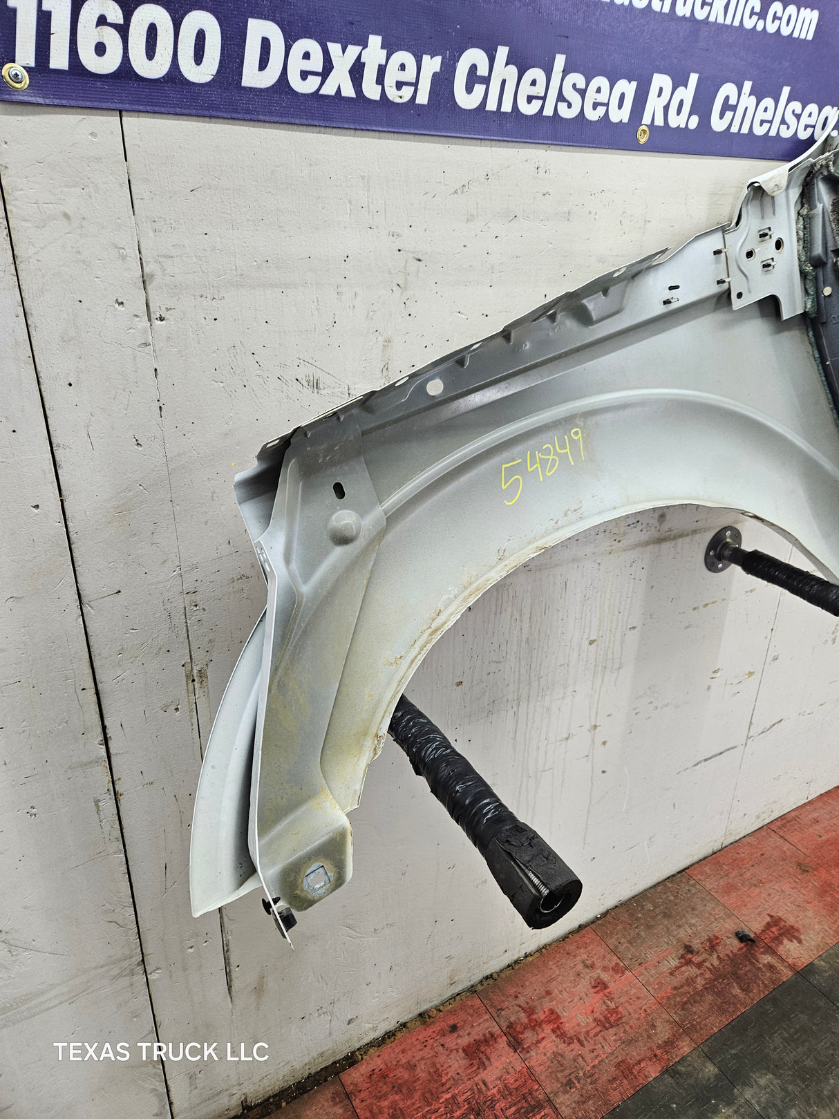 2011-2016 Ford Super Duty F250 F350 RH Passenger Side Front Fender Quarter Panel