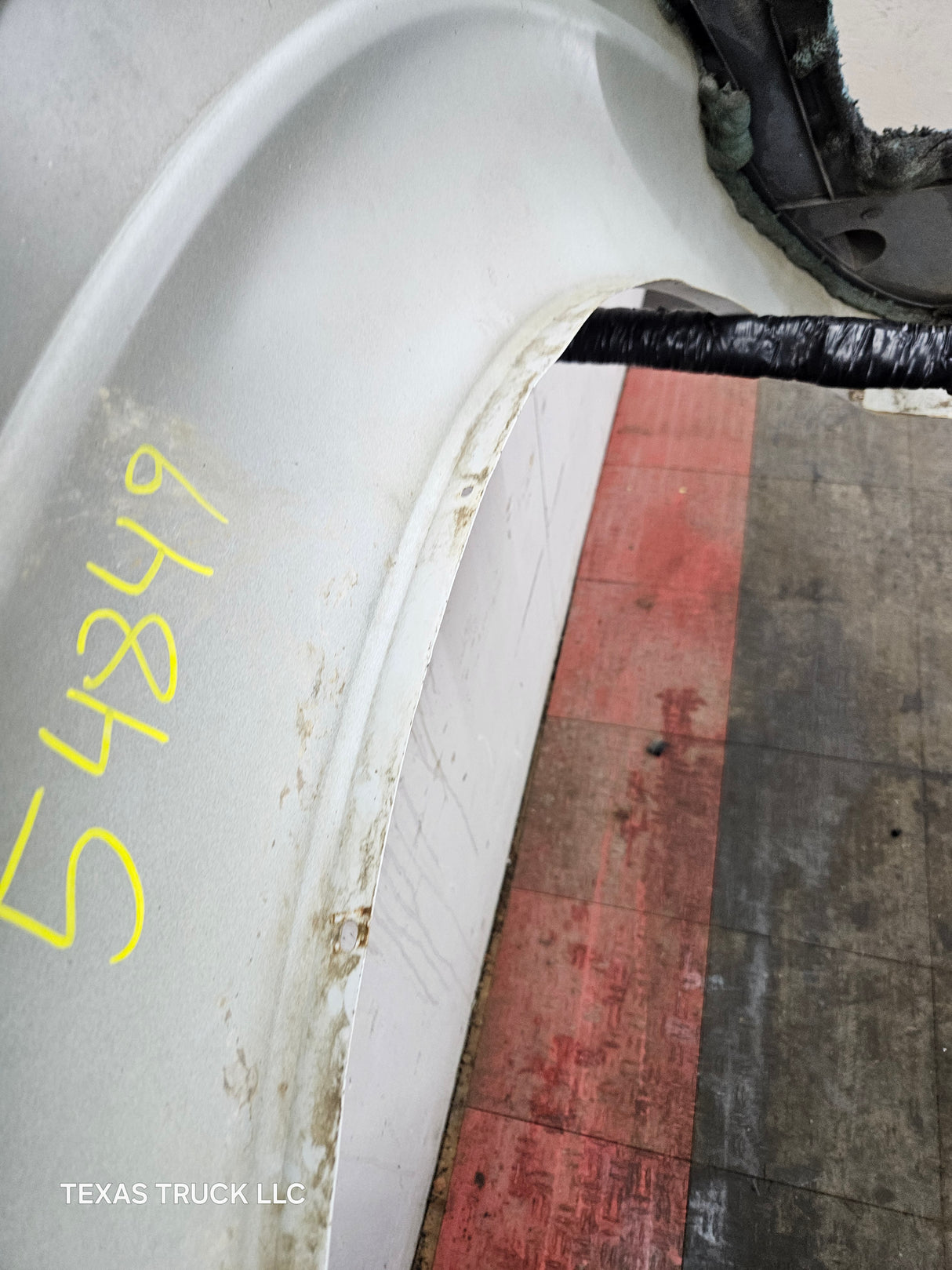 2011-2016 Ford Super Duty F250 F350 RH Passenger Side Front Fender Quarter Panel
