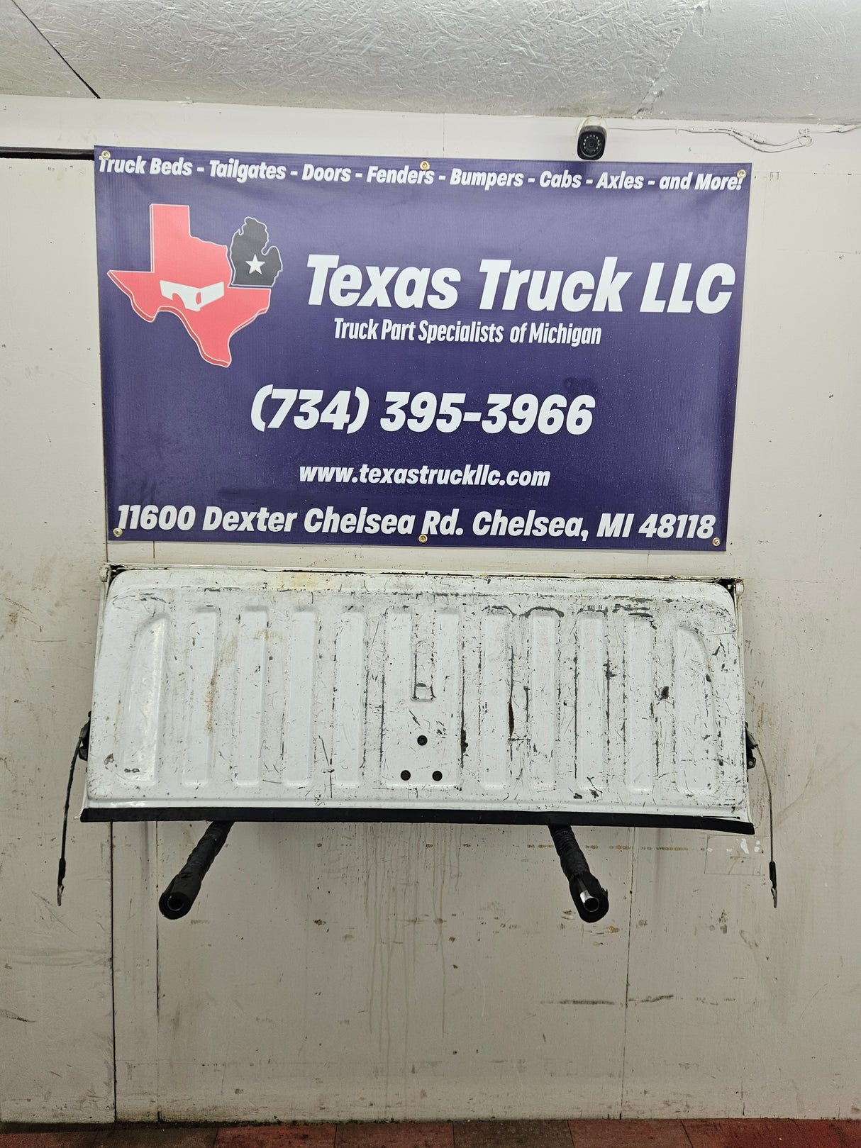 2007-2013 Chevrolet Silverado / GMC Sierra 1500 2500 3500 HD Tailgate