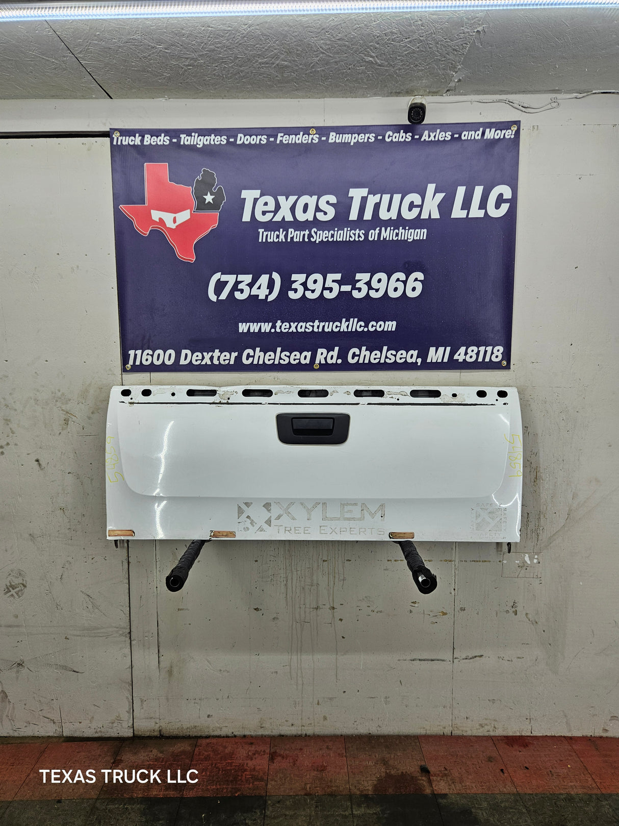 2007-2013 Chevrolet Silverado / GMC Sierra 1500 2500 3500 HD Tailgate