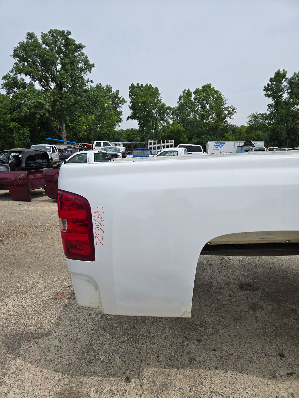 2007-2013 Chevrolet Silverado 1500 2500 3500 HD 8' Long Truck Bed