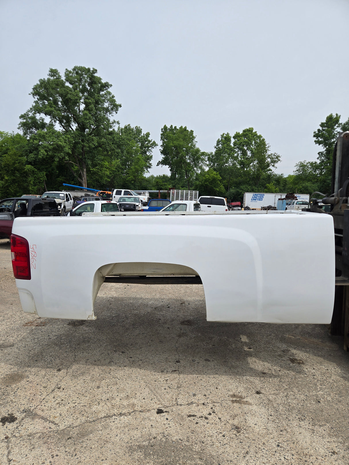 2007-2013 Chevrolet Silverado 1500 2500 3500 HD 8' Long Truck Bed