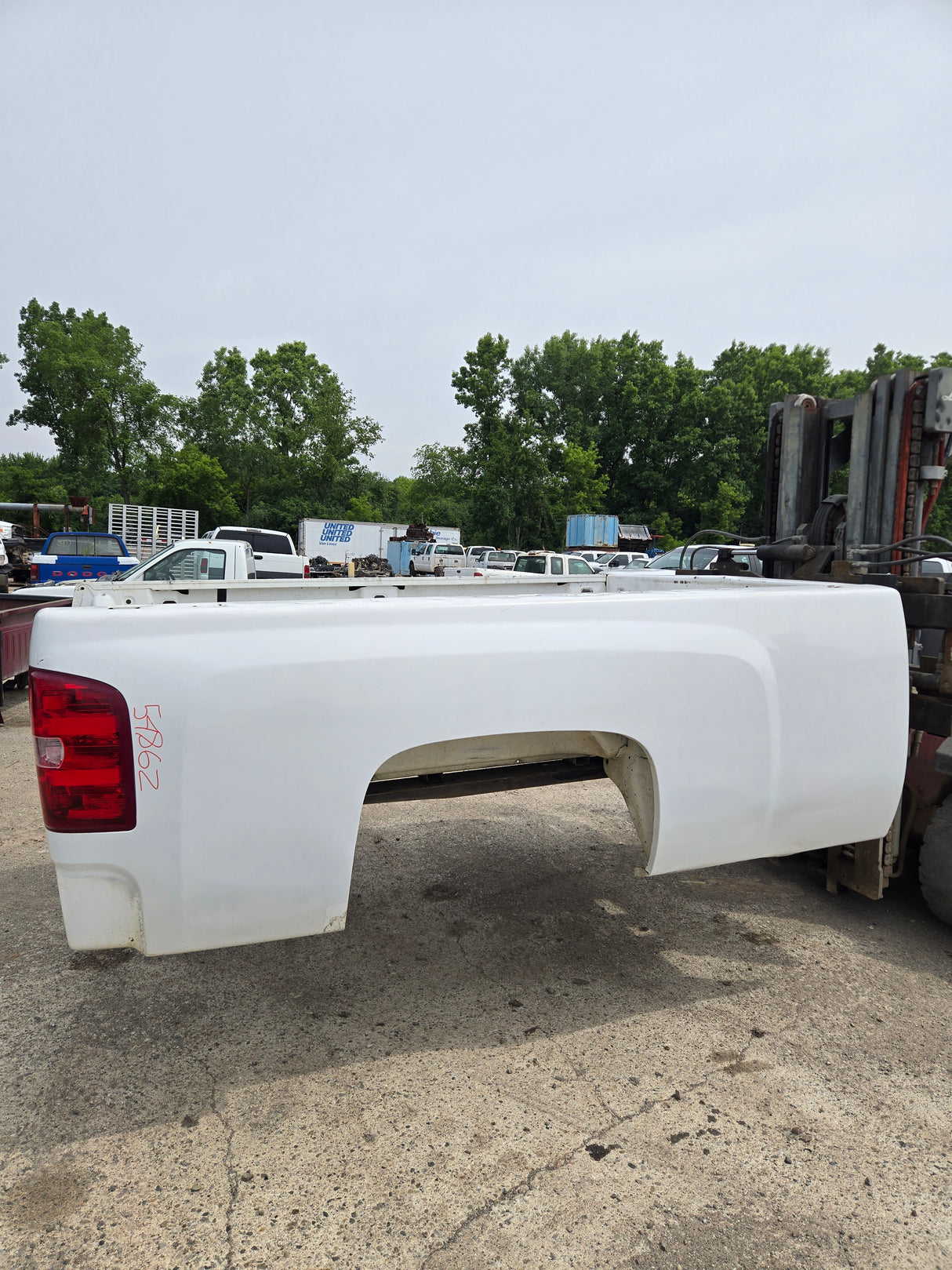 2007-2013 Chevrolet Silverado 1500 2500 3500 HD 8' Long Truck Bed