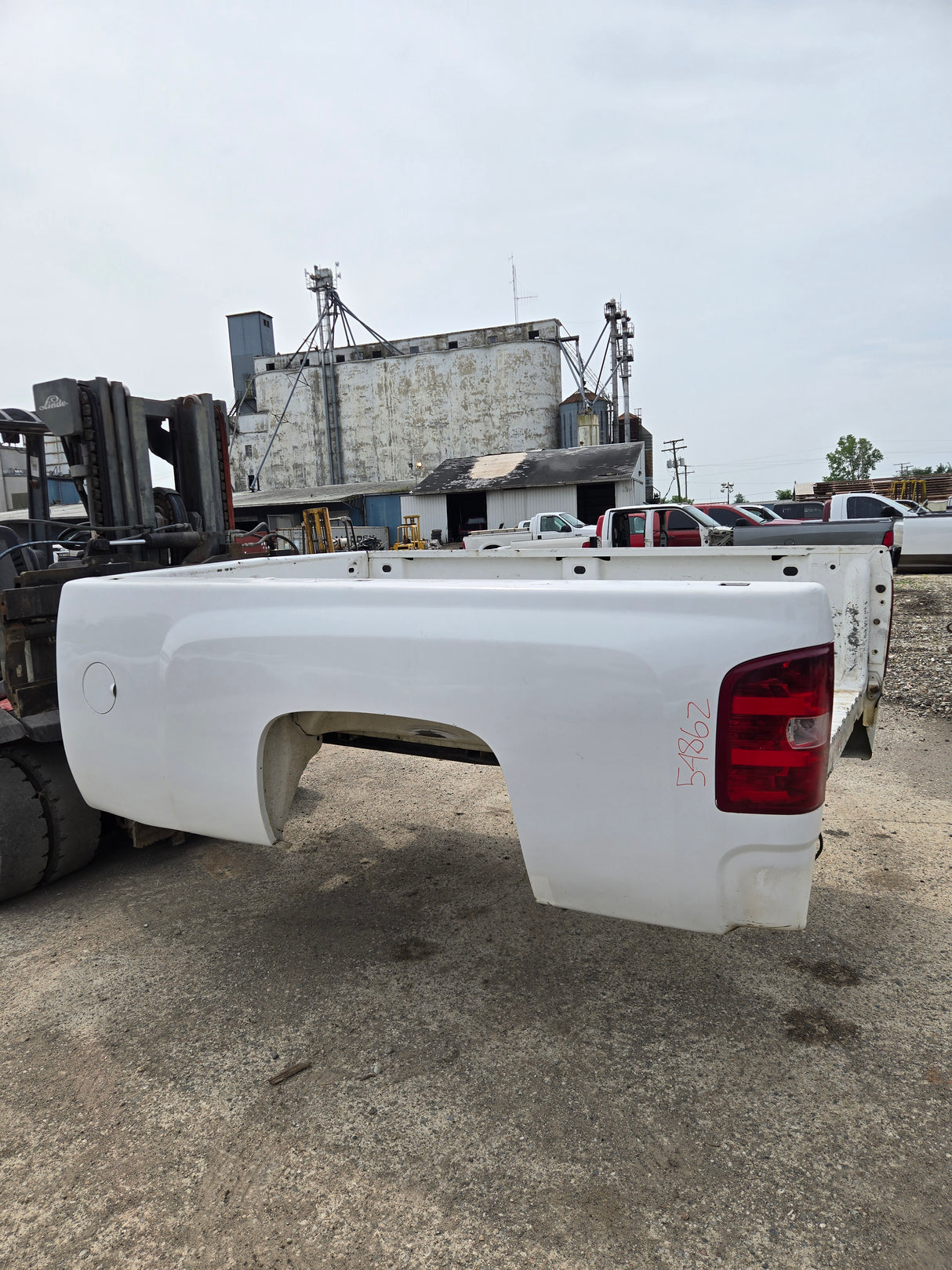 2007-2013 Chevrolet Silverado 1500 2500 3500 HD 8' Long Truck Bed