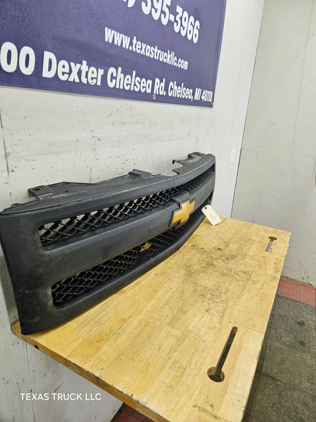 2007-2013 Chevrolet Silverado 1500 Black Grille